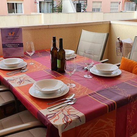 Lyrioshomes Beach Roquetas De Mar , Piscina Y Parque Infantil Ngoại thất bức ảnh