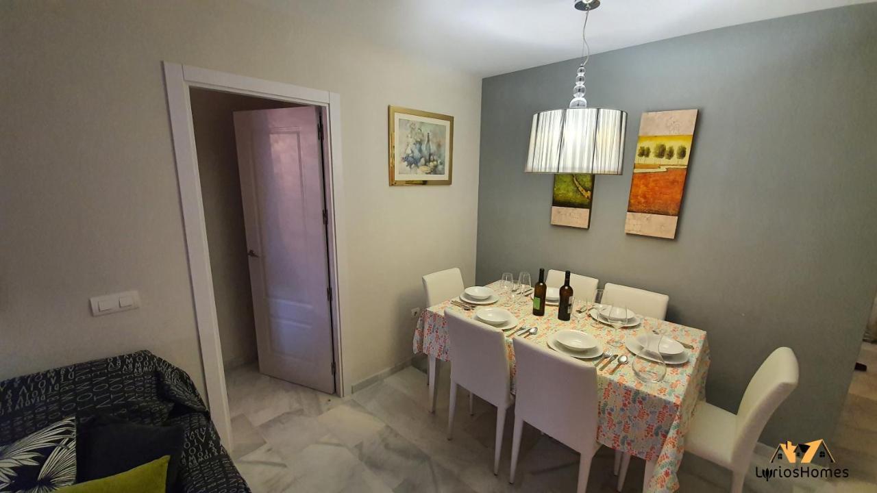 Lyrioshomes Beach Roquetas De Mar , Piscina Y Parque Infantil Ngoại thất bức ảnh